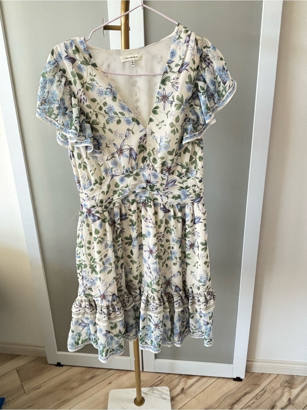 Max Studio Cream Floral Ruffle Sleeve Mini Dress